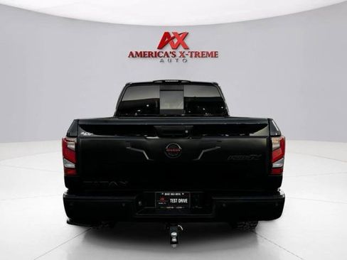 Used 2021 Nissan Titan PRO-4X w/ Pro-4x Convenience Package AWD/4WD image 4
