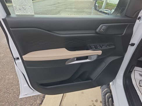 New 2025 Ford Ranger XLT w/ Equipment Group 301A High image 11