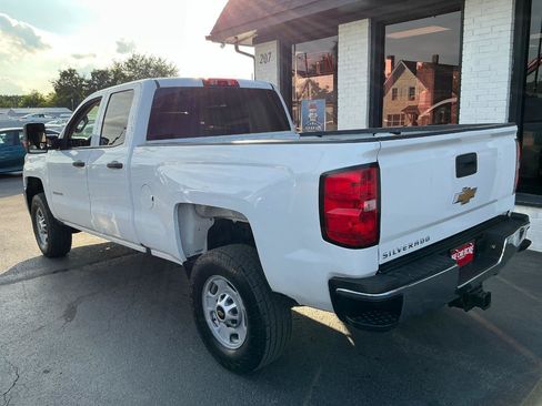 Used 2019 Chevrolet Silverado 2500 W/T AWD/4WD image 5