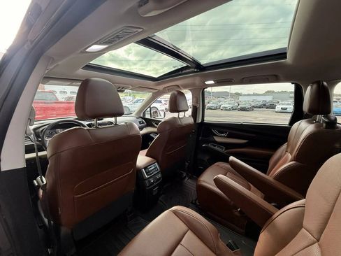 Used 2020 Subaru Ascent Touring w/ Popular Package #3 AWD/4WD image 23
