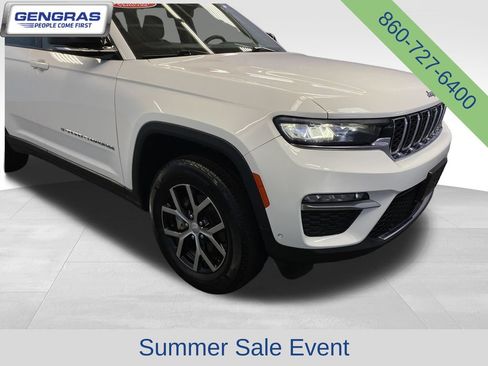 Used 2023 Jeep Grand Cherokee Limited w/ Luxury Tech Group II AWD/4WD image 45