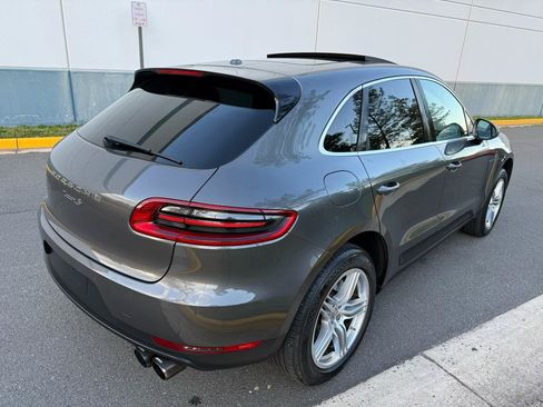 Used 2015 Porsche Macan S AWD/4WD image 4