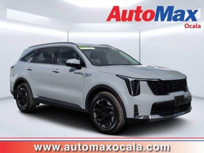 Used 2025 Kia Sorento S