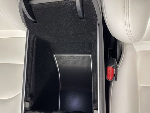 Used 2018 Tesla Model 3 Long Range image 12