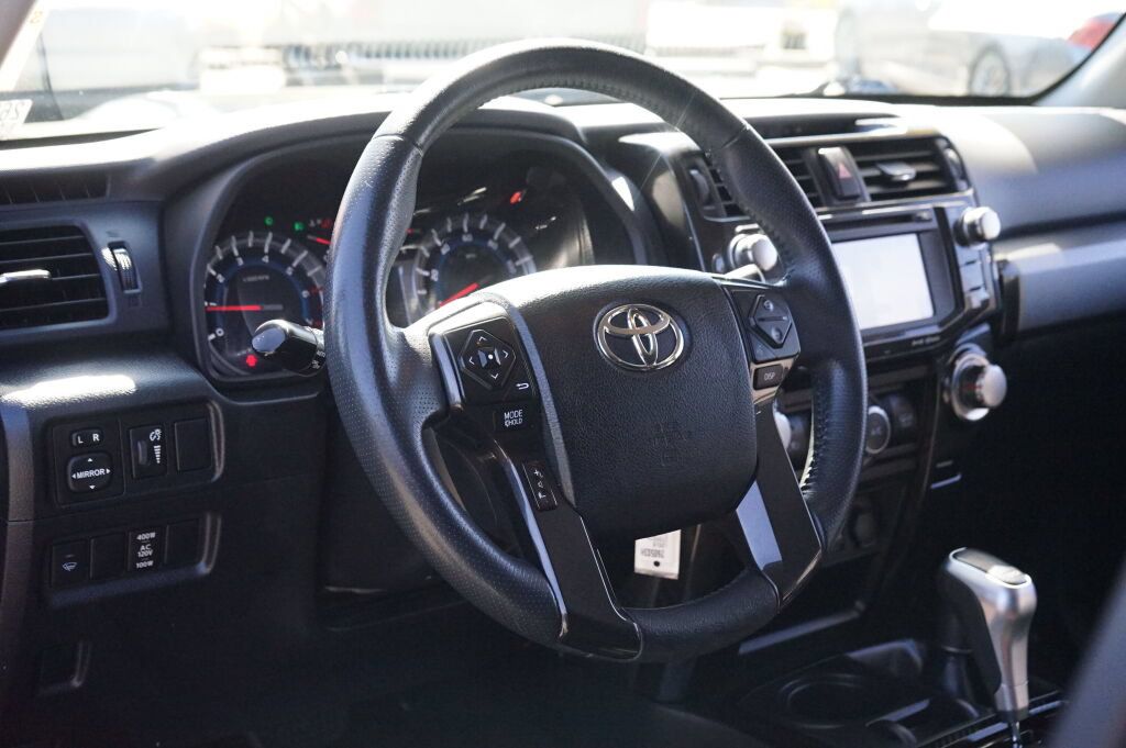Used 2018 Toyota 4Runner TRD Pro AWD/4WD image 13