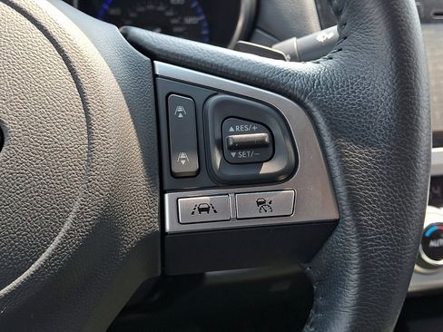 Used 2017 Subaru Legacy 2.5i Limited AWD/4WD image 25