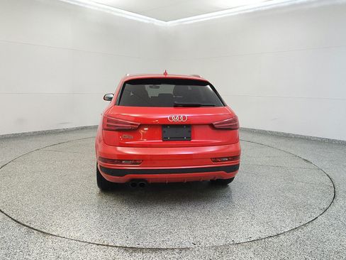 Used 2018 Audi Q3 2.0T Premium FWD image 4