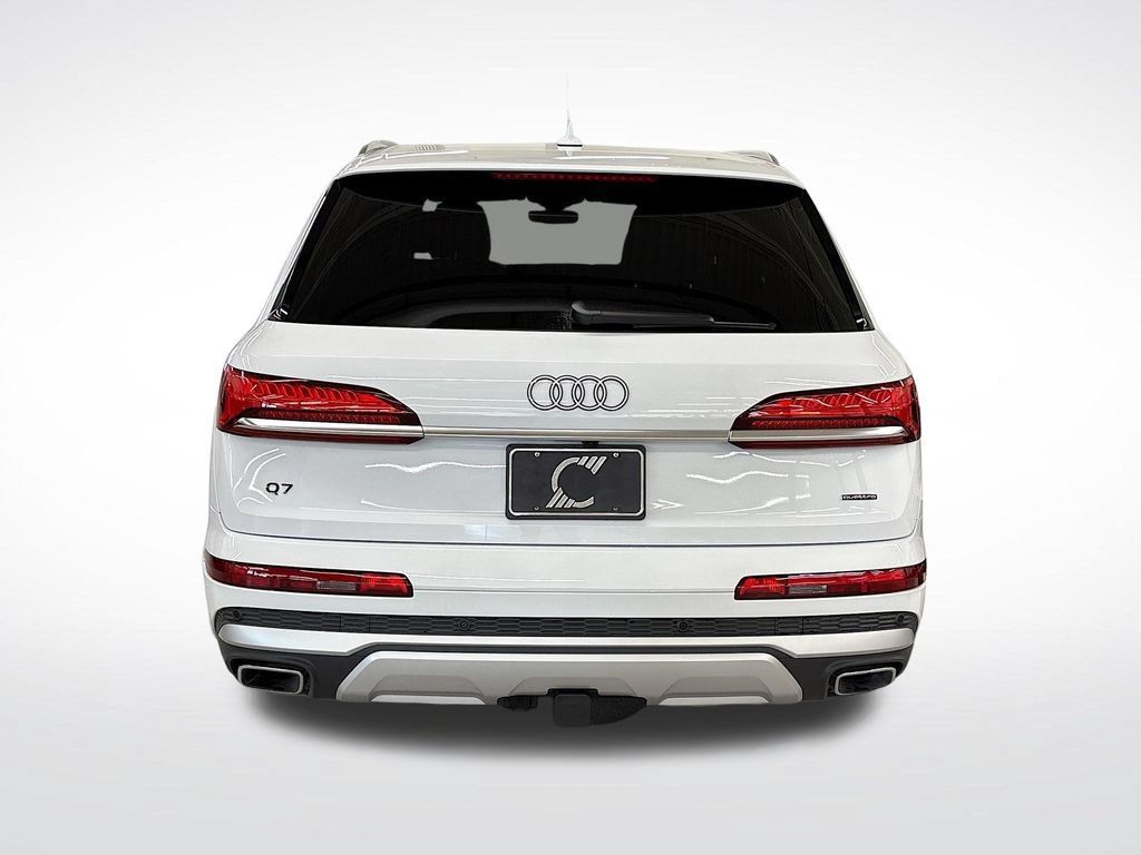 Used 2025 Audi Q7 3.0T Premium Plus AWD/4WD image 4