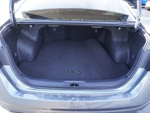 Certified 2025 Nissan Altima 2.5 S image 8