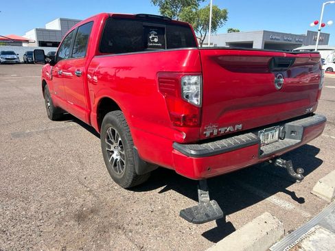 Used 2021 Nissan Titan SV w/ SV Convenience Package RWD image 11