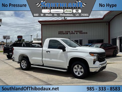 Used 2025 Chevrolet Silverado 1500 W/T RWD image 1