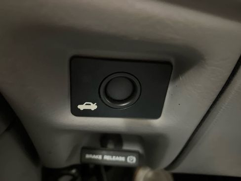 Used 2007 Ford Taurus SEL image 15