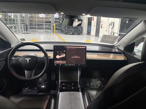 Used 2020 Tesla Model 3 Long Range AWD/4WD image 31