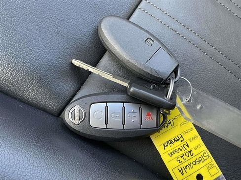 Used 2023 Nissan Frontier PRO-4X w/ Pro-4X Premium Package image 33