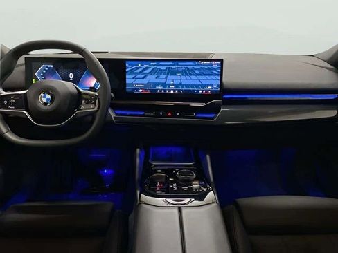 Used 2025 BMW 530i image 52