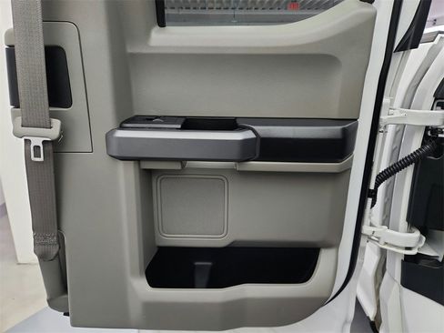 Used 2018 Ford F150 XLT w/ Equipment Group 301A Mid image 24