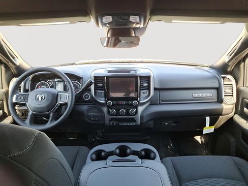 New 2026 RAM 2500 Big Horn AWD/4WD image 19