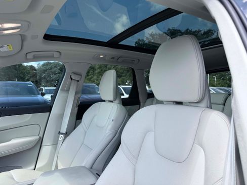 Certified 2024 Volvo XC60 B5 Plus w/ Protection Package Premier AWD/4WD image 10