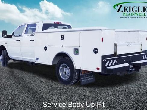 Used 2024 RAM 3500 Tradesman w/ Chrome Appearance Group image 2