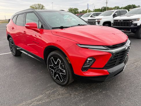 Used 2023 Chevrolet Blazer RS w/ Driver Confidence II Package AWD/4WD image 7
