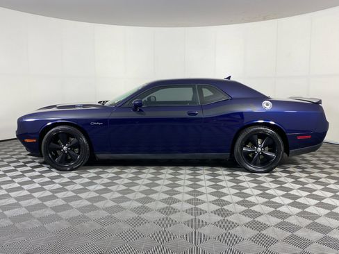 Used 2015 Dodge Challenger R/T Plus RWD image 6