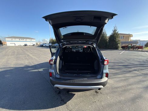 Used 2023 Ford Escape Platinum image 24