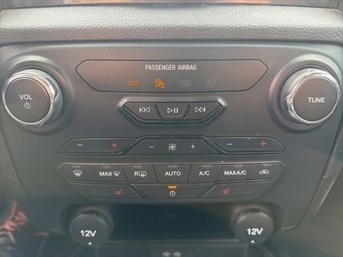 Used 2022 Ford Ranger Lariat w/ Equipment Group 501A High image 14