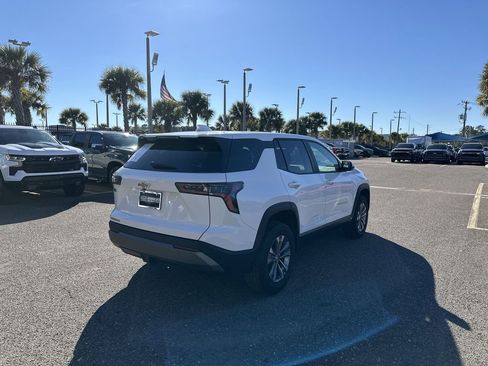 Used 2025 Chevrolet Equinox LT image 16