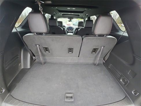 Used 2022 Chevrolet Traverse RS image 14