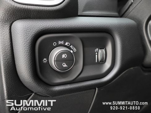 New 2026 RAM 3500 Big Horn AWD/4WD image 52