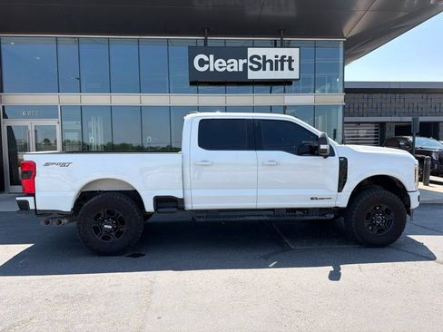 Used 2024 Ford F250 XLT w/ XLT Premium Package AWD/4WD image 7