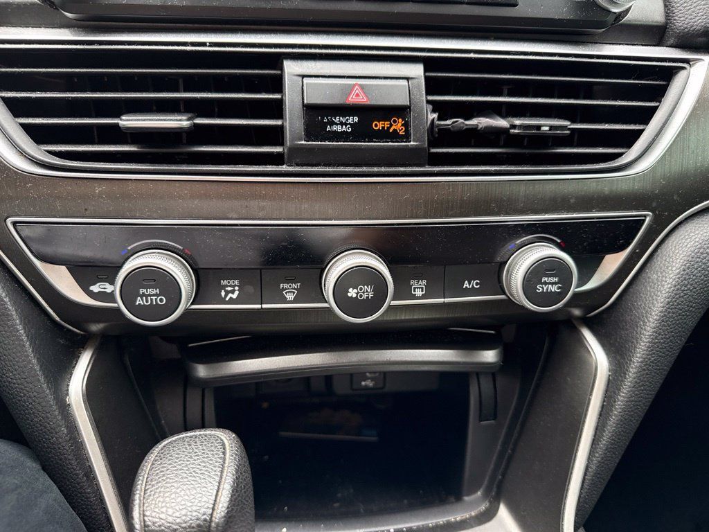 Used 2018 Honda Accord LX image 20
