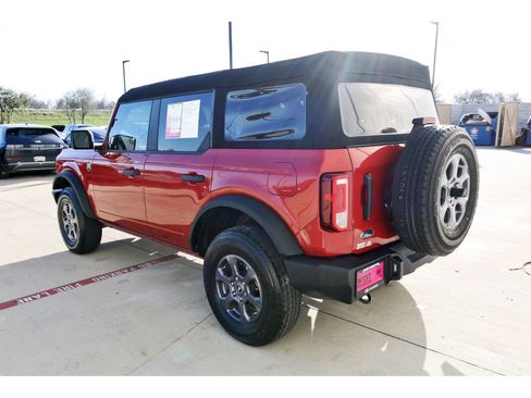 Used 2024 Ford Bronco Big Bend image 6