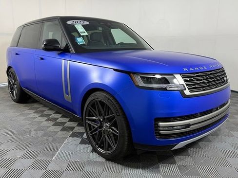 New 2025 Land Rover Range Rover Long Wheelbase SE AWD/4WD image 10