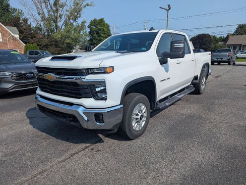 Certified 2025 Chevrolet Silverado 2500 LT w/ Convenience Package AWD/4WD image 3