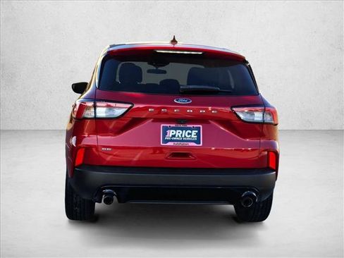 Used 2021 Ford Escape SE w/ SE Sport Appearance Package image 6