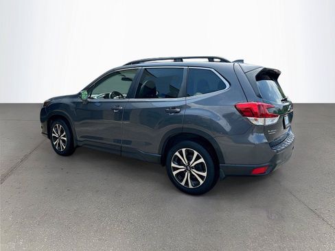 Used 2023 Subaru Forester Limited AWD/4WD image 6