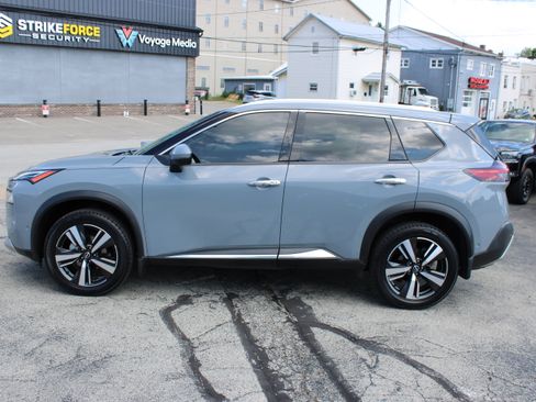 Certified 2023 Nissan Rogue Platinum w/ Platinum Premium Package AWD/4WD image 2