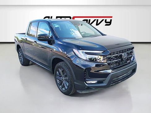 Used 2025 Honda Ridgeline Sport image 1