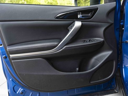 Used 2022 Mitsubishi Eclipse Cross SE FWD image 36