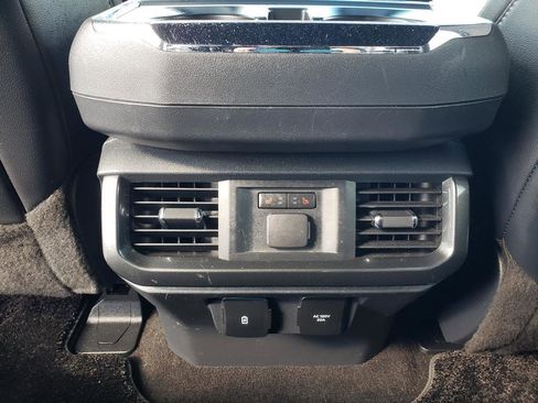 Used 2021 Ford F150 Lariat w/ Equipment Group 502A High image 16