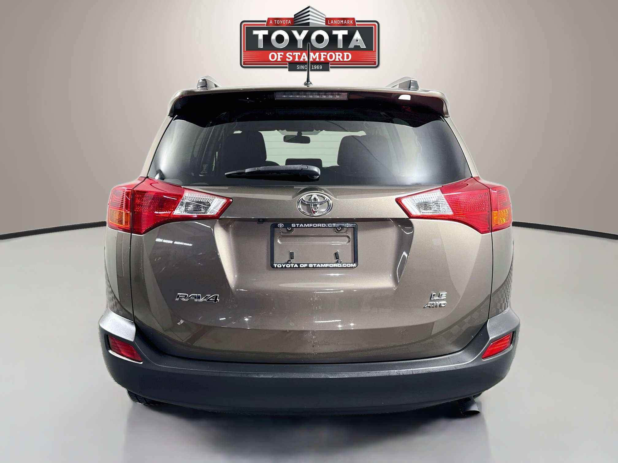 Used 2015 Toyota RAV4 LE AWD/4WD image 6