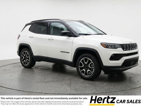 Used 2025 Jeep Compass Trailhawk AWD/4WD image 1