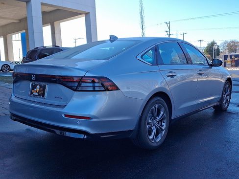 New 2025 Honda Accord EX-L image 4