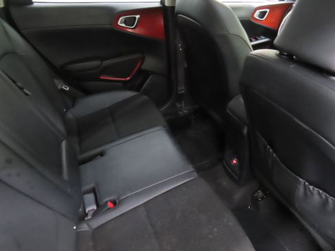 Used 2021 Kia Soul Turbo image 25