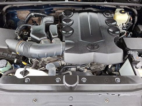 Used 2020 Toyota 4Runner TRD Off-Road Premium image 30