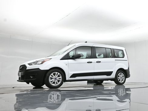 Certified 2022 Ford Transit Connect XL image 49