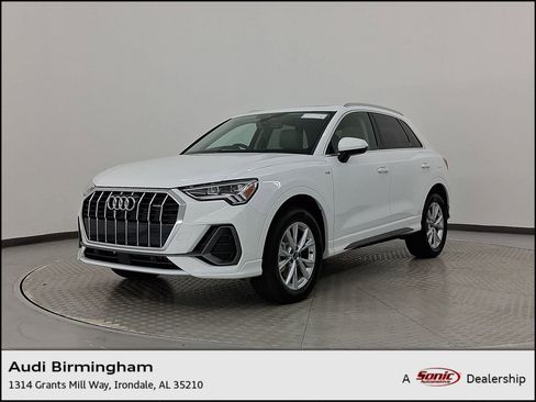 Used 2025 Audi Q3 2.0T Premium w/ Convenience Package AWD/4WD image 1