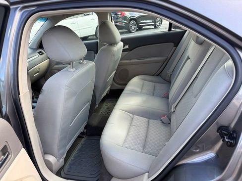 Used 2012 Ford Fusion SE FWD image 11