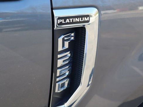 Used 2021 Ford F250 Platinum w/ FX4 Off-Road Package image 57